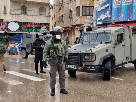 حملة للشرطة في مجد الكروم وكفر عقب ومصادرة مركبات